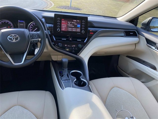Used 2023 Toyota Camry LE image 16