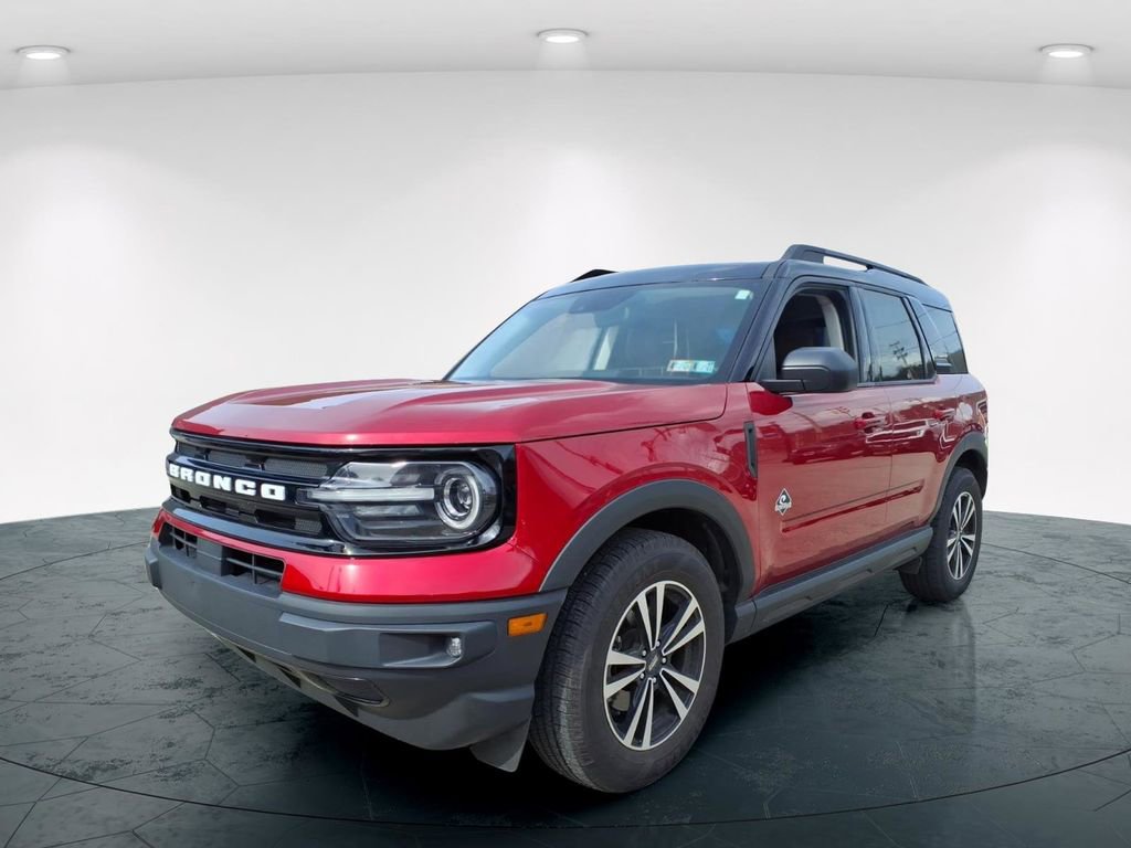 Used 2021 Ford Bronco Sport Outer Banks image 3