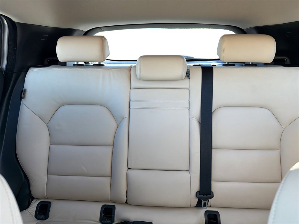 Used 2017 INFINITI QX30 Premium w/ Cargo Package image 15