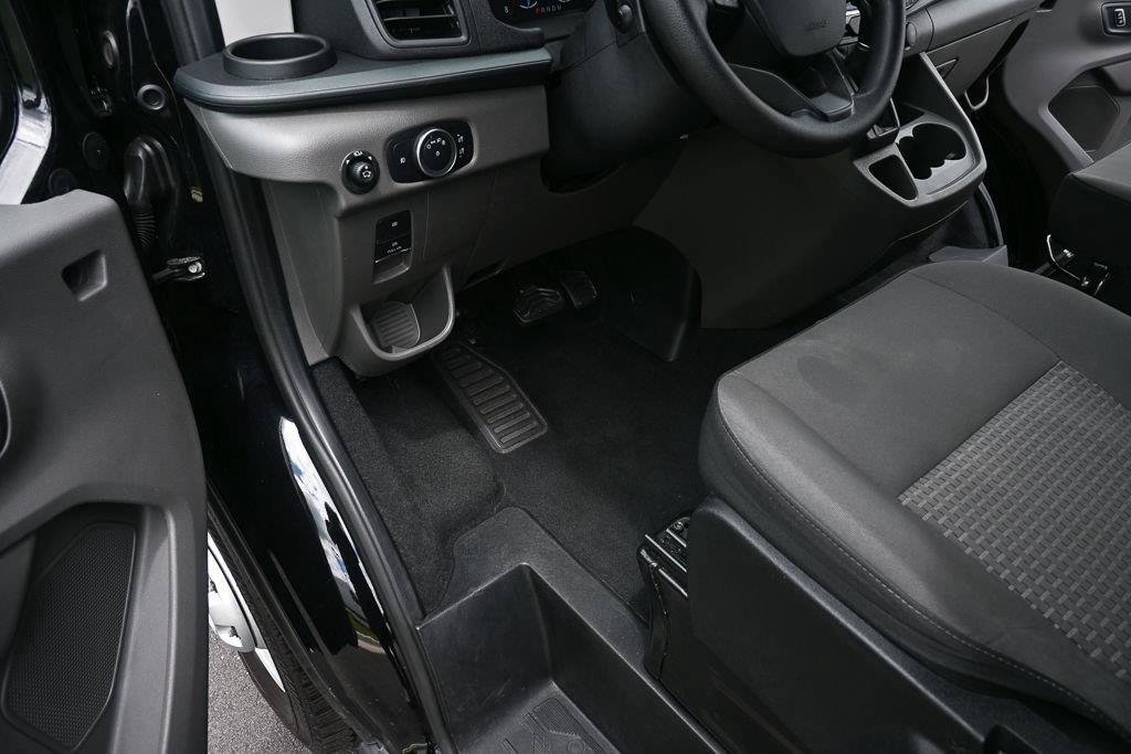 Used 2025 Ford Transit 350 XLT AWD/4WD image 8