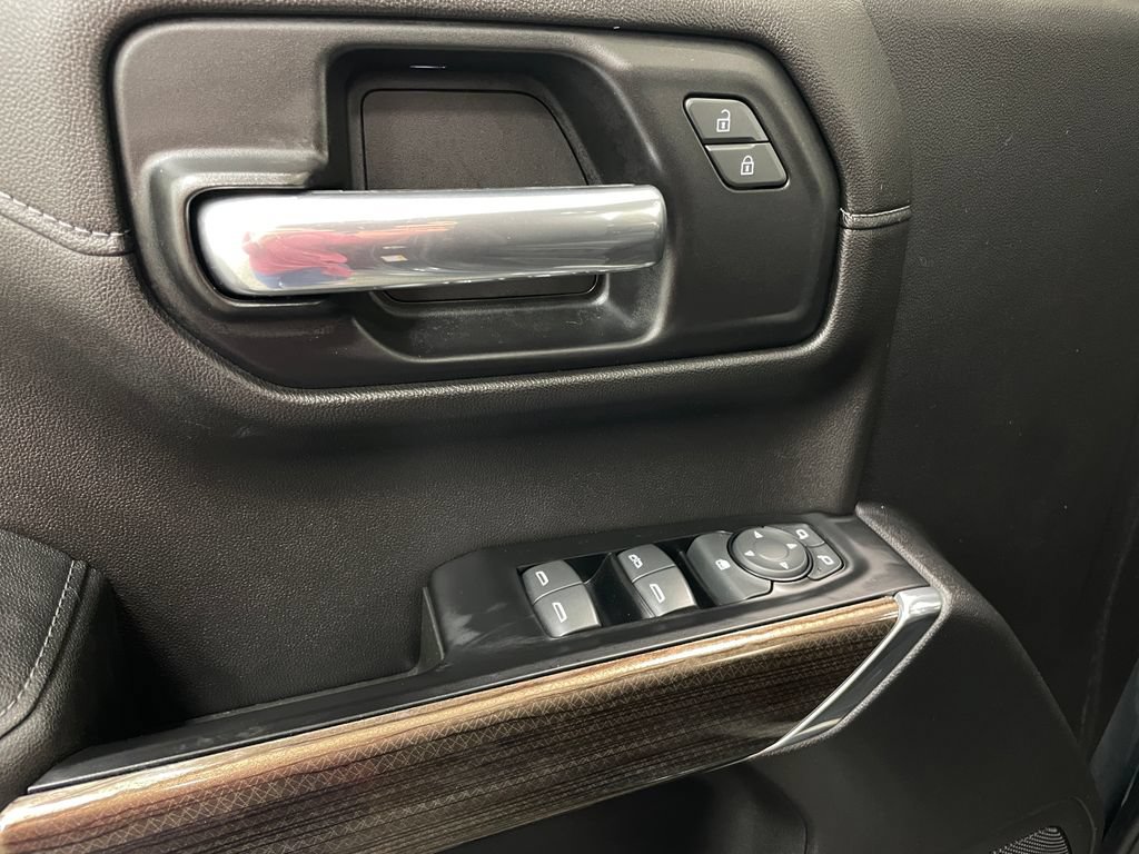 Used 2019 Chevrolet Silverado 1500 LT w/ All-Star Edition AWD/4WD image 24