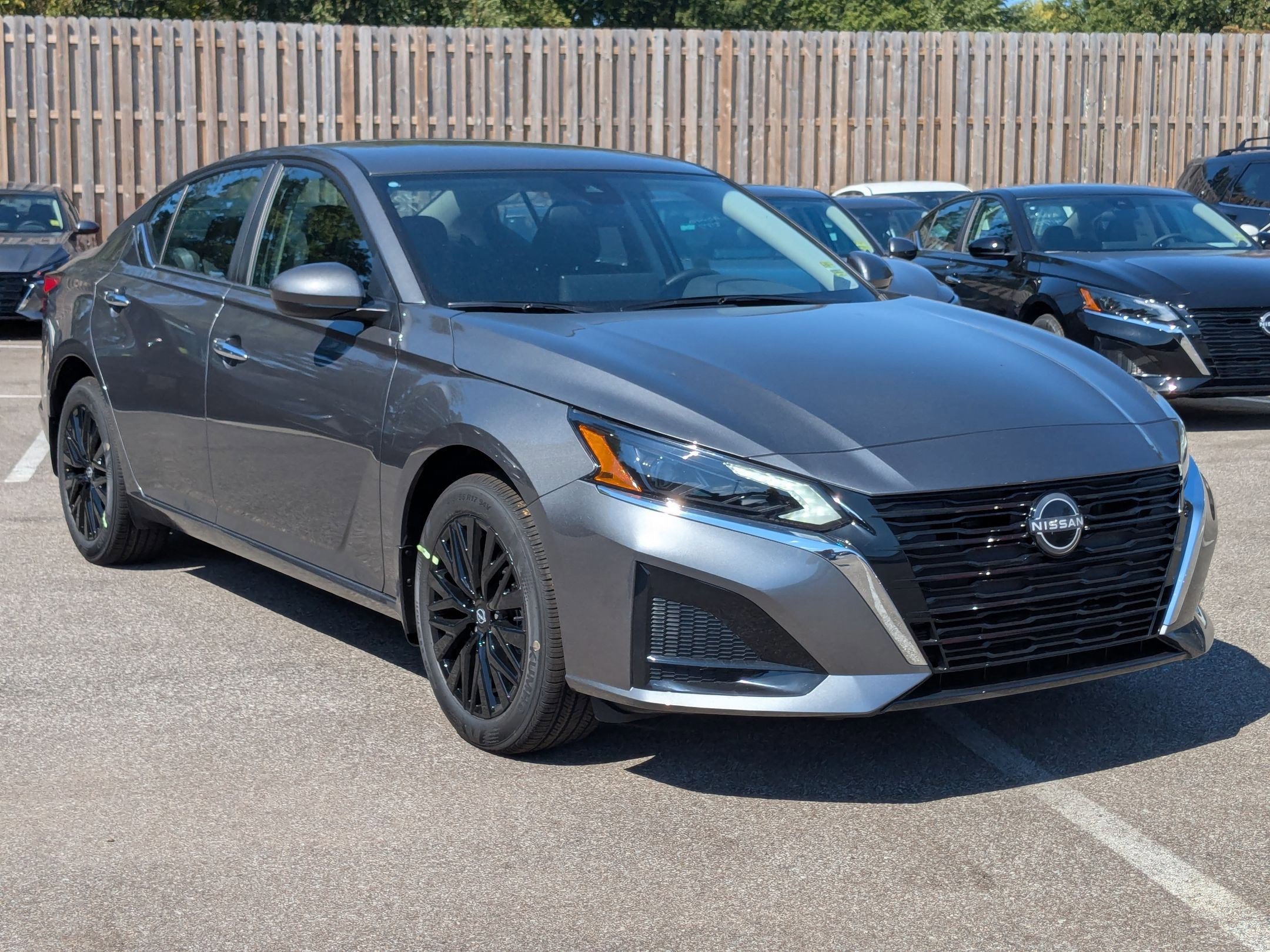 New 2025 Nissan Altima 2.5 SV w/ SV Special Edition Package image 6