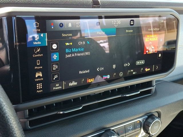 Used 2024 Jeep Gladiator Sport image 13