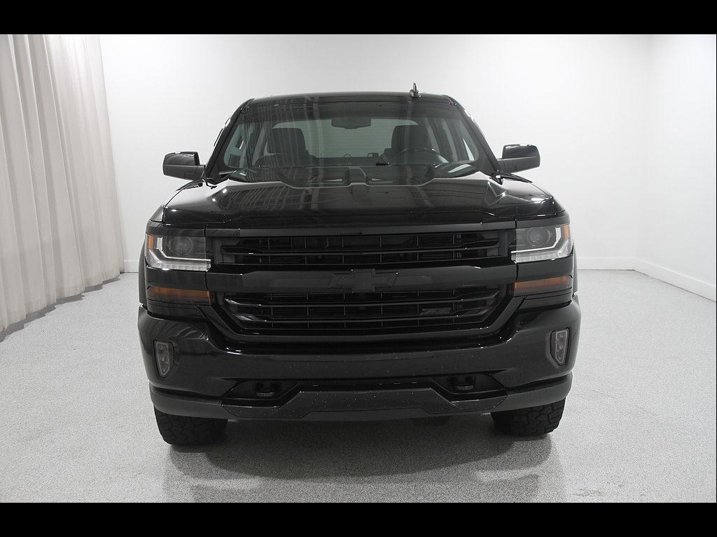 Used 2018 Chevrolet Silverado 1500 LT w/ All Star Edition AWD/4WD image 2