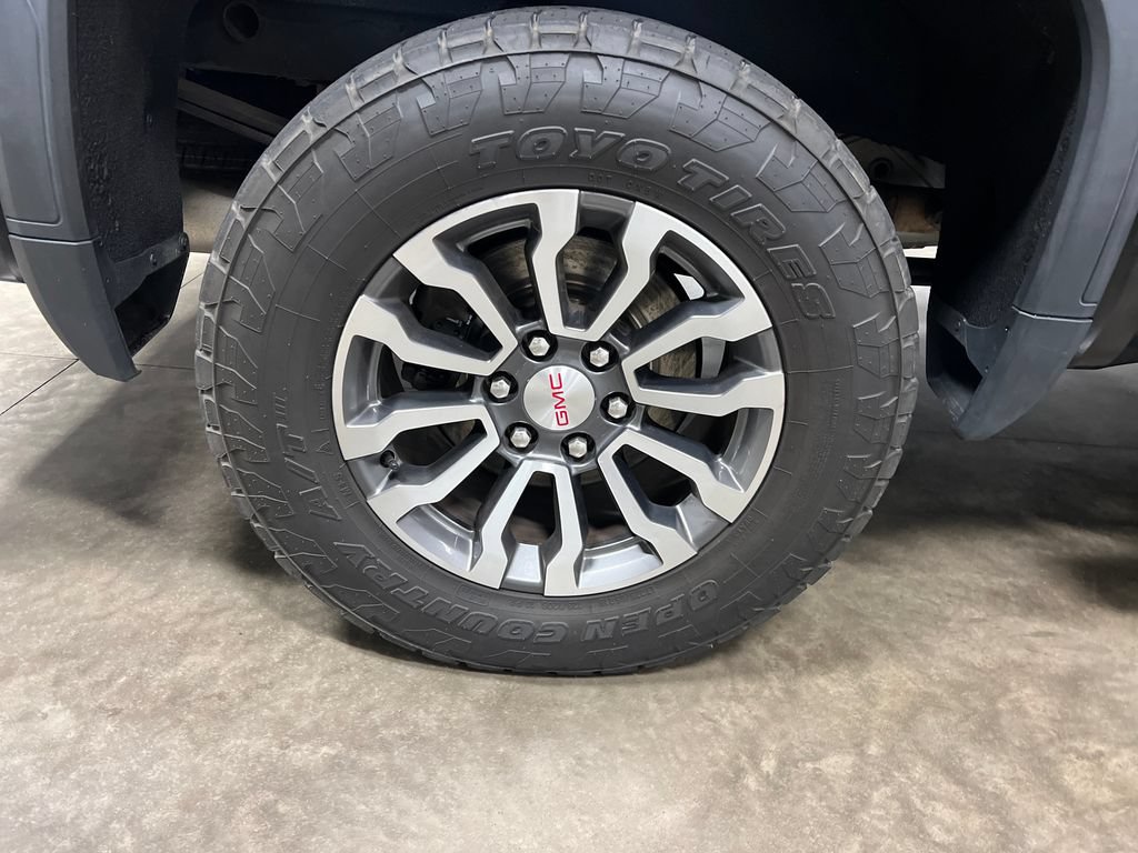 Certified 2020 GMC Sierra 1500 AT4 w/ AT4 Premium Package AWD/4WD image 10