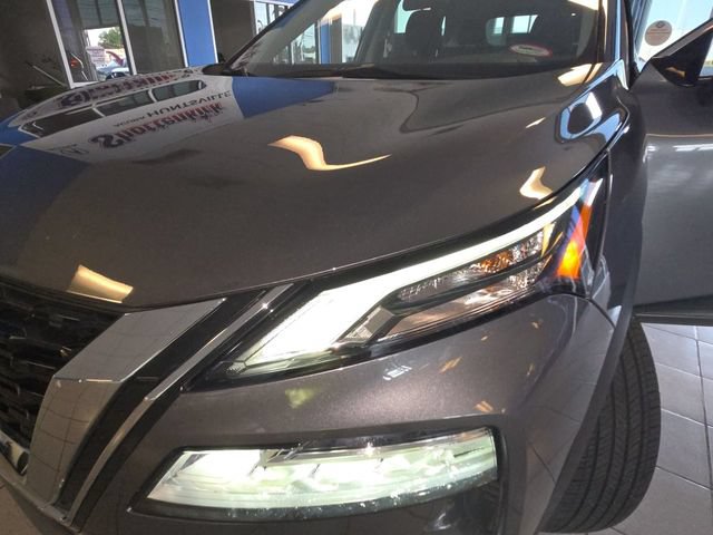 Used 2021 Nissan Rogue SV FWD image 26