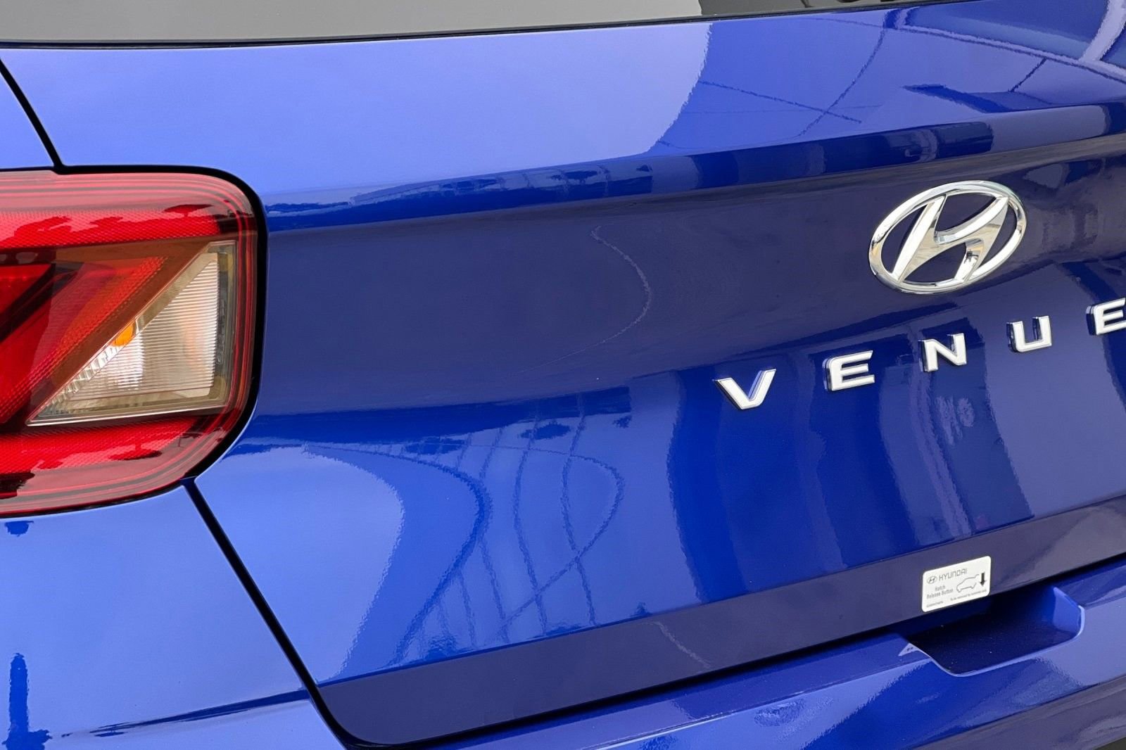 New 2025 Hyundai Venue SEL image 31