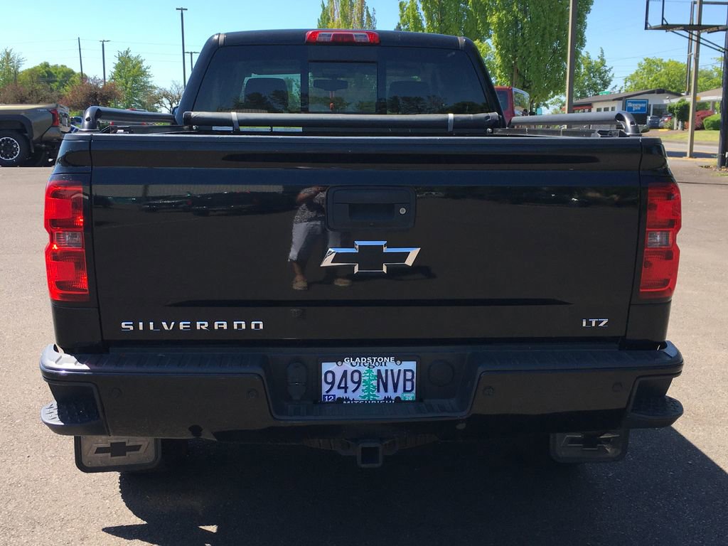 Used 2015 Chevrolet Silverado 1500 LTZ AWD/4WD image 5