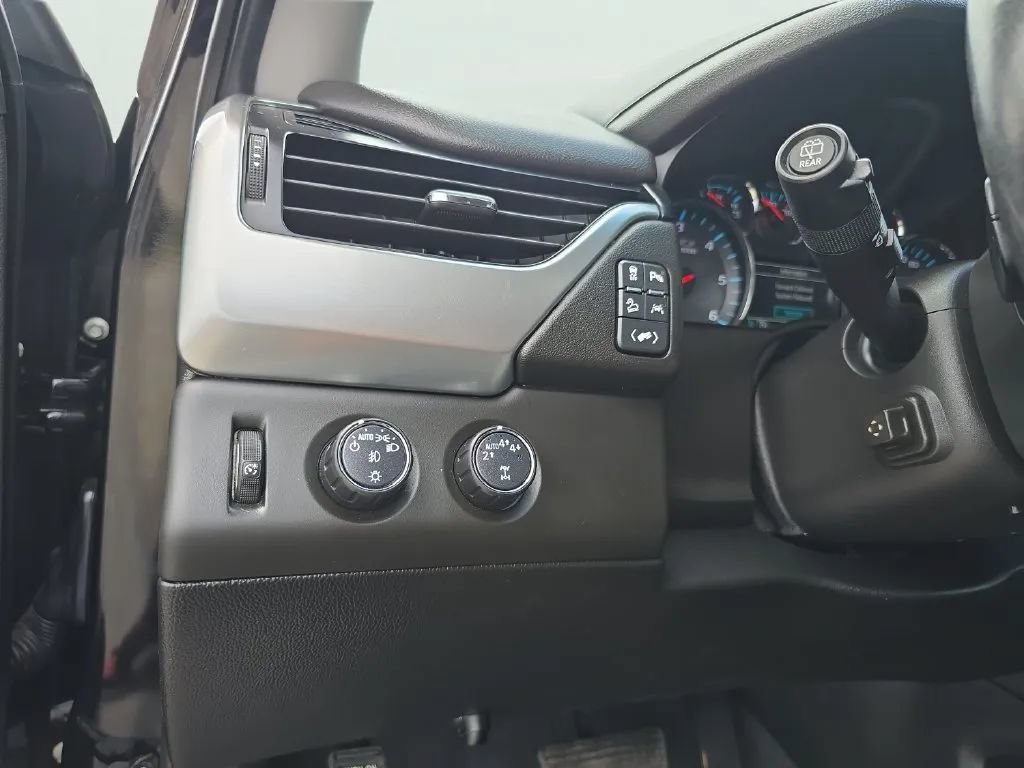 Used 2019 Chevrolet Tahoe LT AWD/4WD image 23