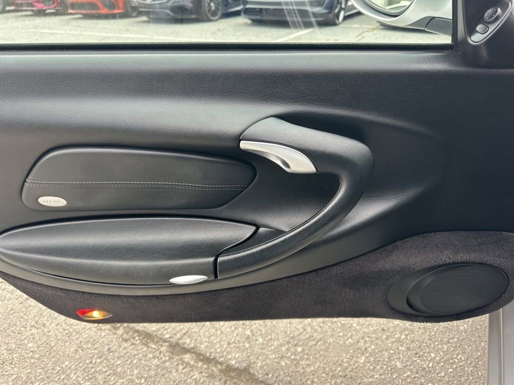 Used 2004 Porsche 911 Carrera image 24