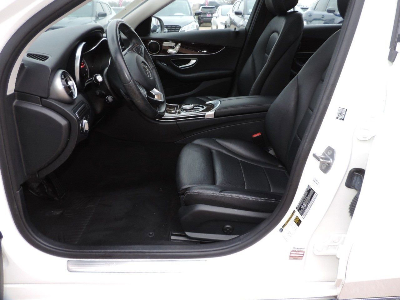 Used 2018 Mercedes-Benz C 300 Sedan image 18