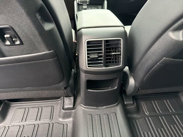 Used 2025 Kia Sportage X-Line w/ Premium Package image 21