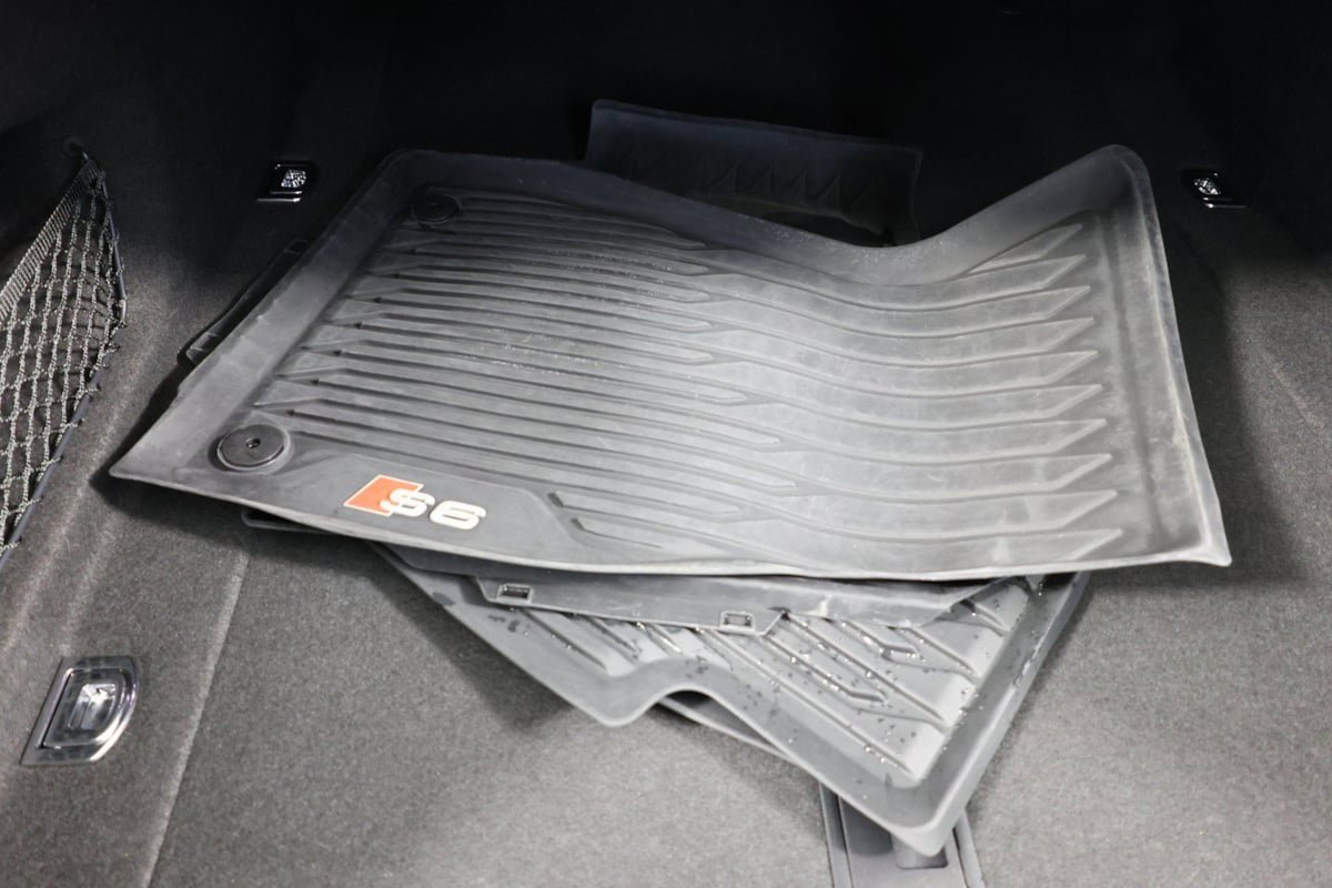 Used 2023 Audi S6 Prestige w/ Prestige Package image 46