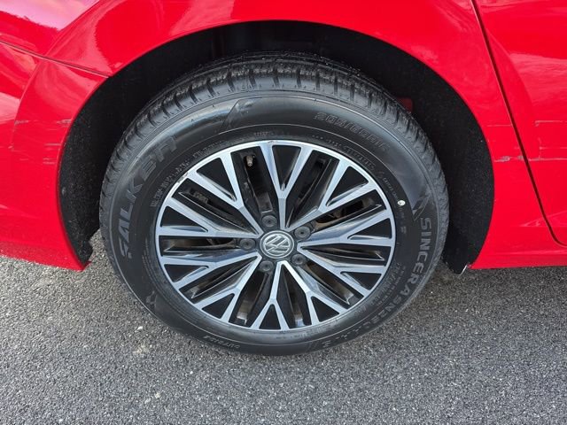Certified 2019 Volkswagen Jetta SE image 30