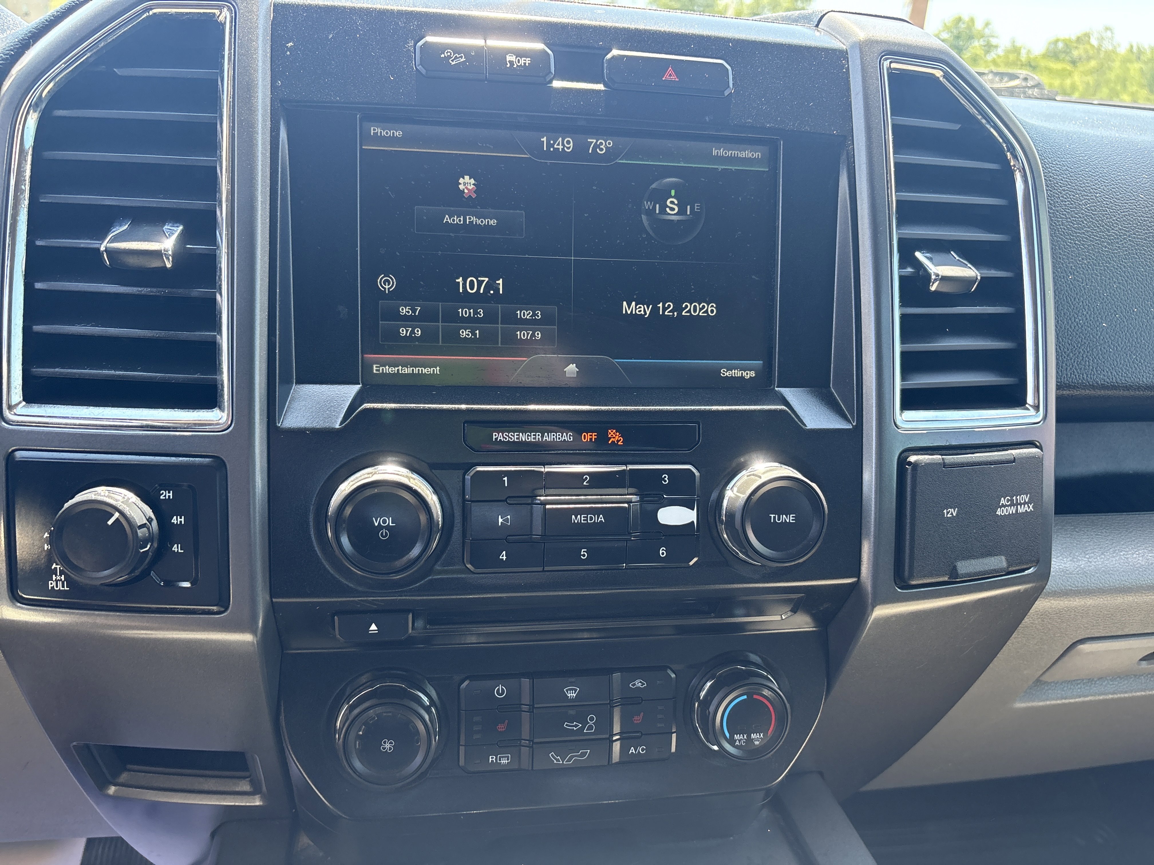 Used 2015 Ford F150 XLT w/ Equipment Group 302A Luxury AWD/4WD image 15