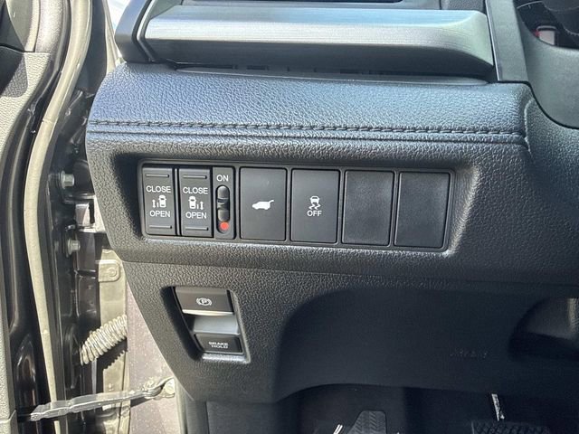 Certified 2026 Honda Odyssey EX-L image 36