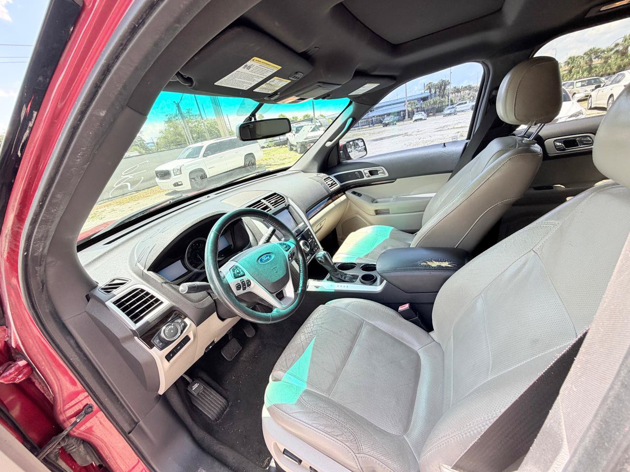 Used 2011 Ford Explorer Limited w/ 301A Rapid Spec Order Code FWD image 12