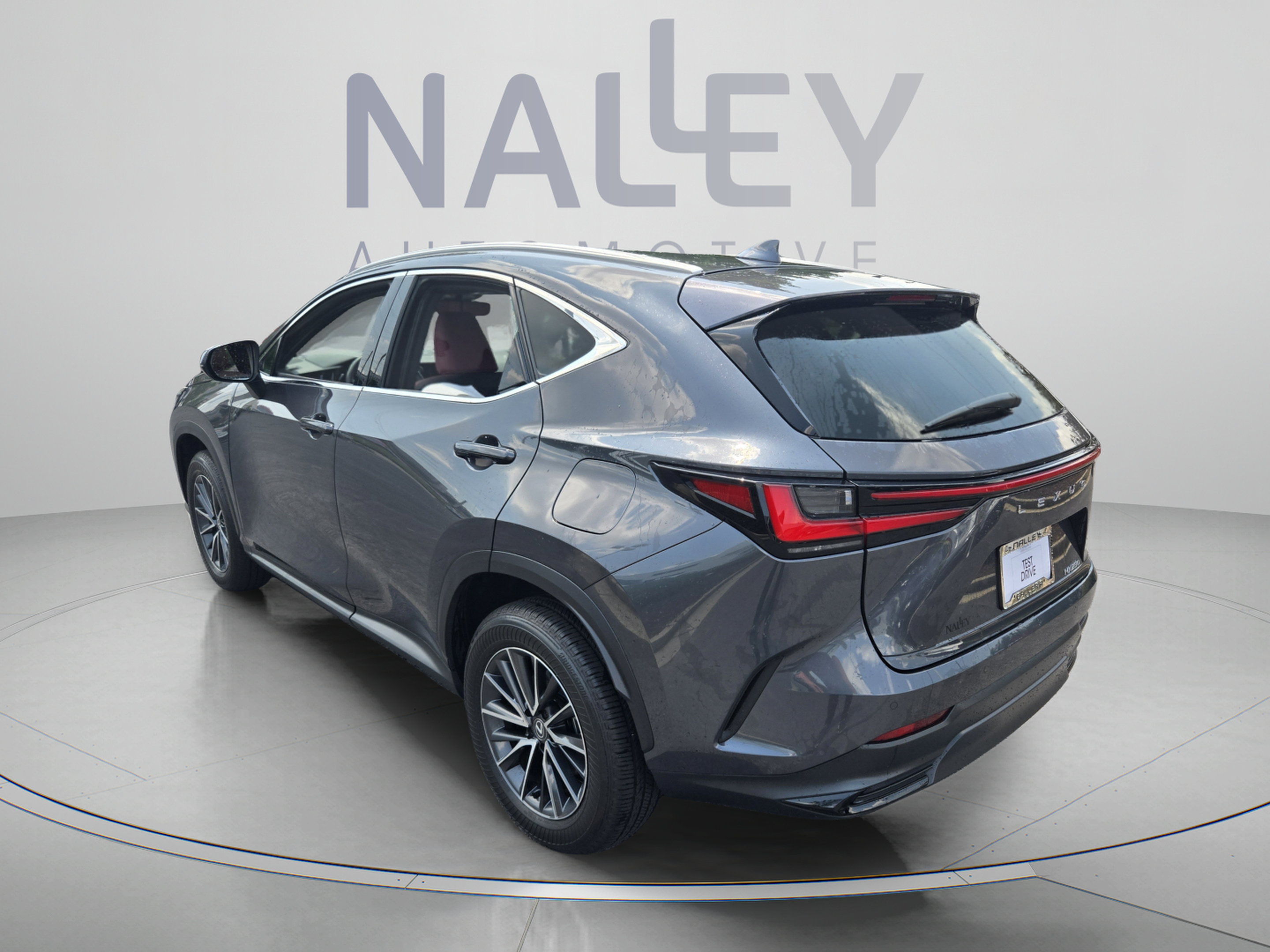Certified 2025 Lexus NX 250 FWD w/ Accessory Package (Z1) image 3