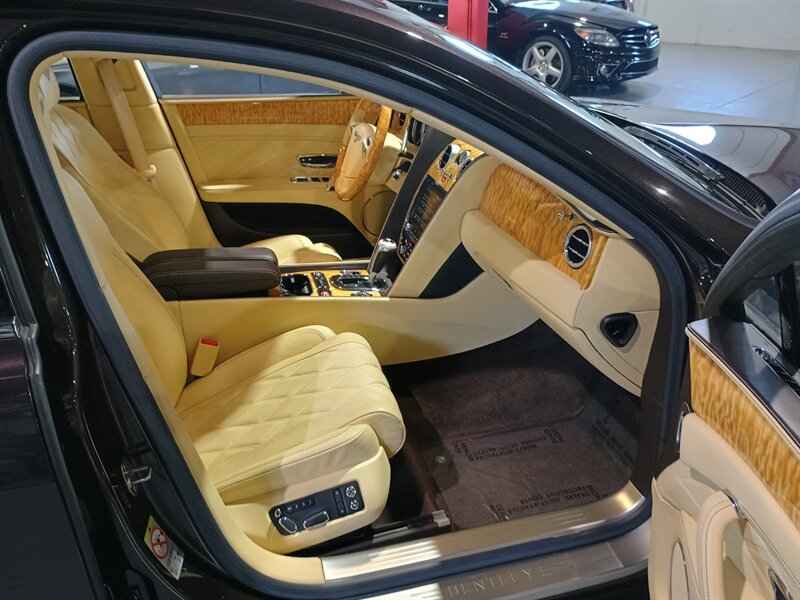 Used 2016 Bentley Flying Spur V8 AWD/4WD image 35