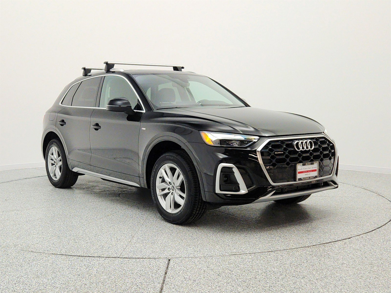 Used 2023 Audi Q5 2.0T Premium w/ Convenience Package AWD/4WD image 3