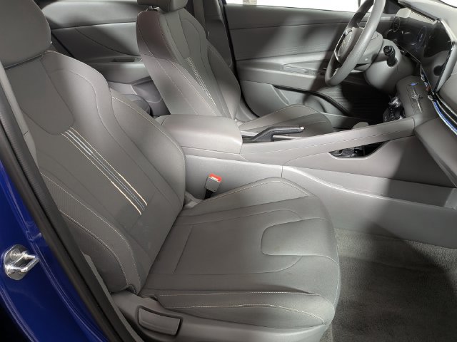 Used 2024 Hyundai Elantra SEL FWD image 37
