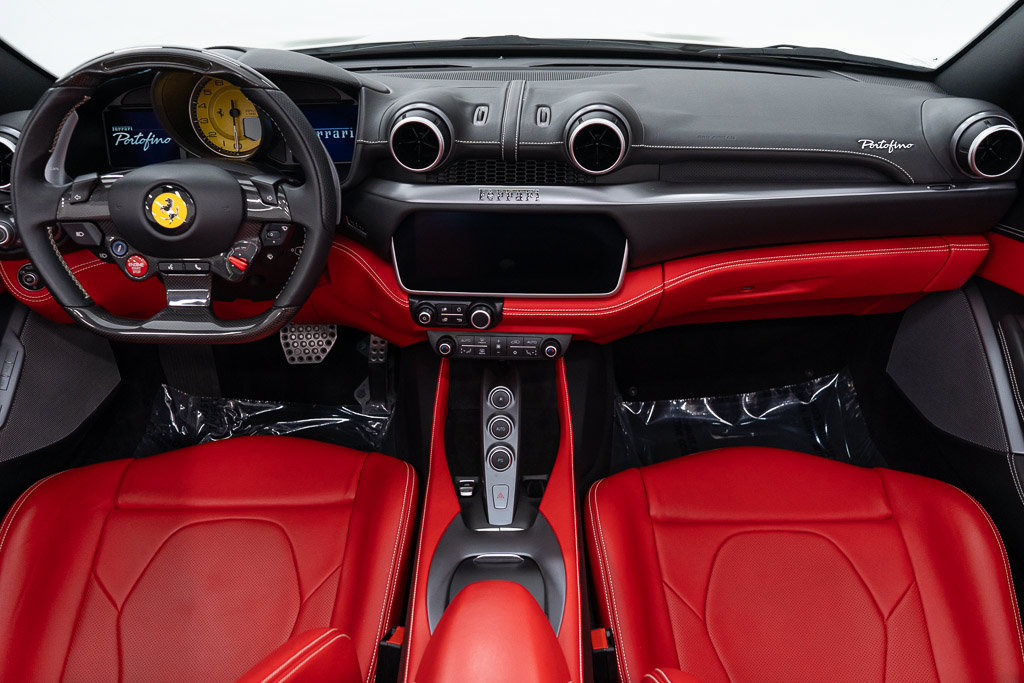 Used 2020 Ferrari Portofino RWD image 29