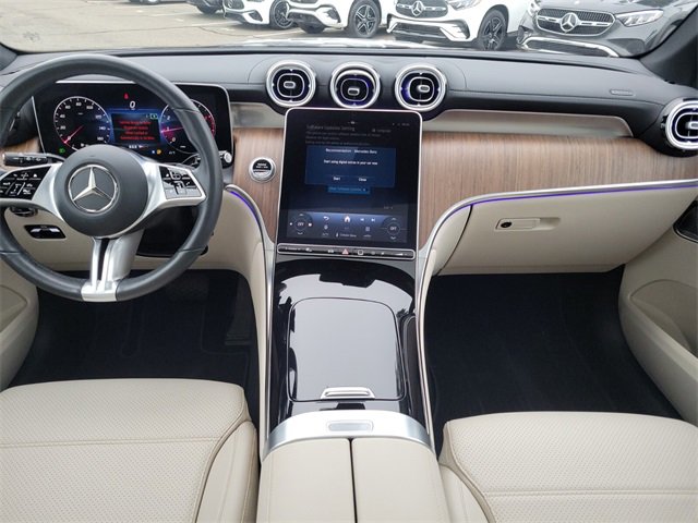 Used 2023 Mercedes-Benz GLC 300 4MATIC w/ Exclusive Trim Package image 15