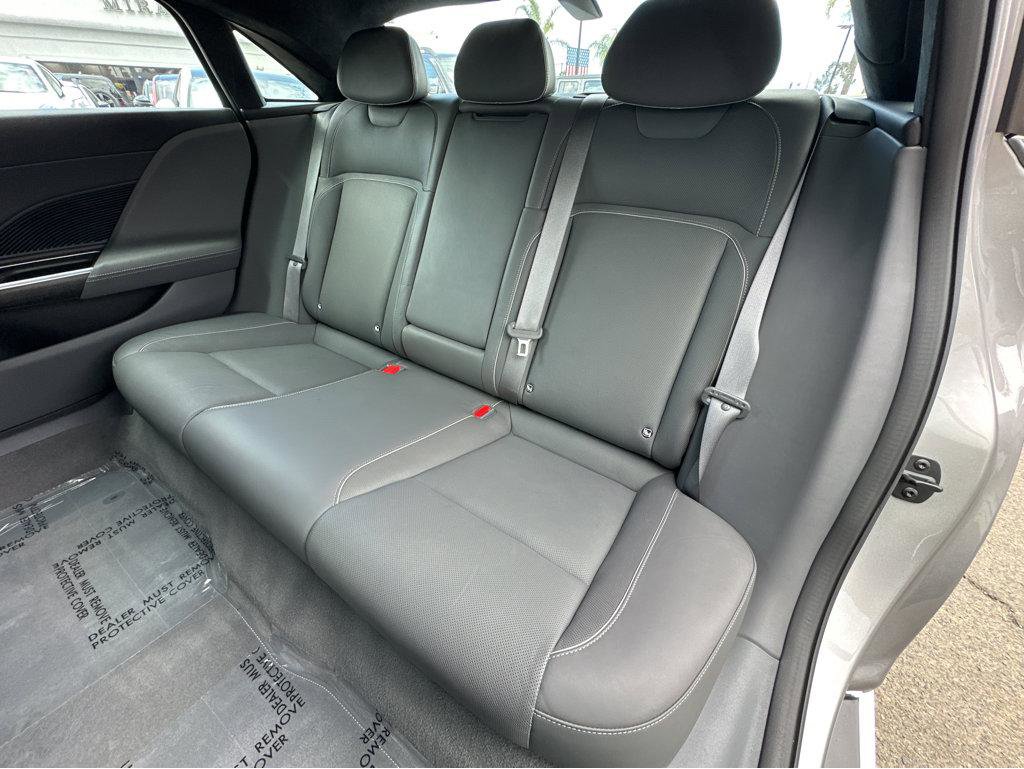 Used 2024 Lucid Air Touring AWD/4WD image 9