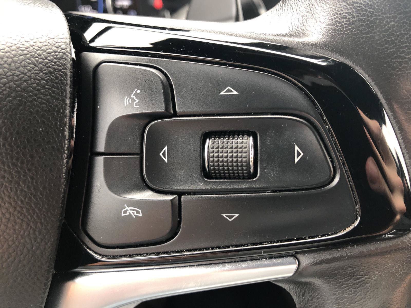 Used 2023 Buick Enclave Premium AWD/4WD image 21