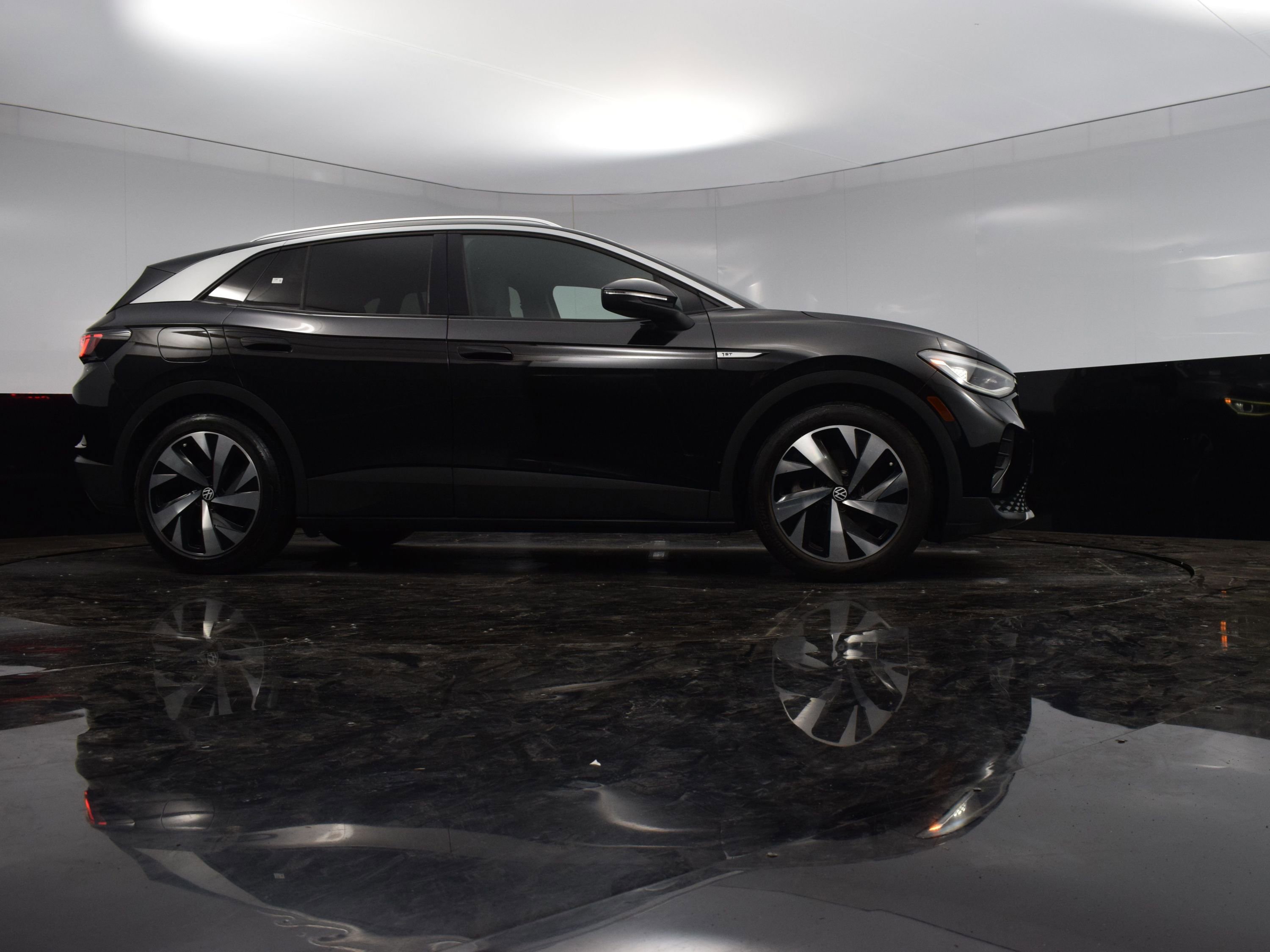 Used 2021 Volkswagen ID.4 1st Edition w/ ID.4 Protection Package image 24