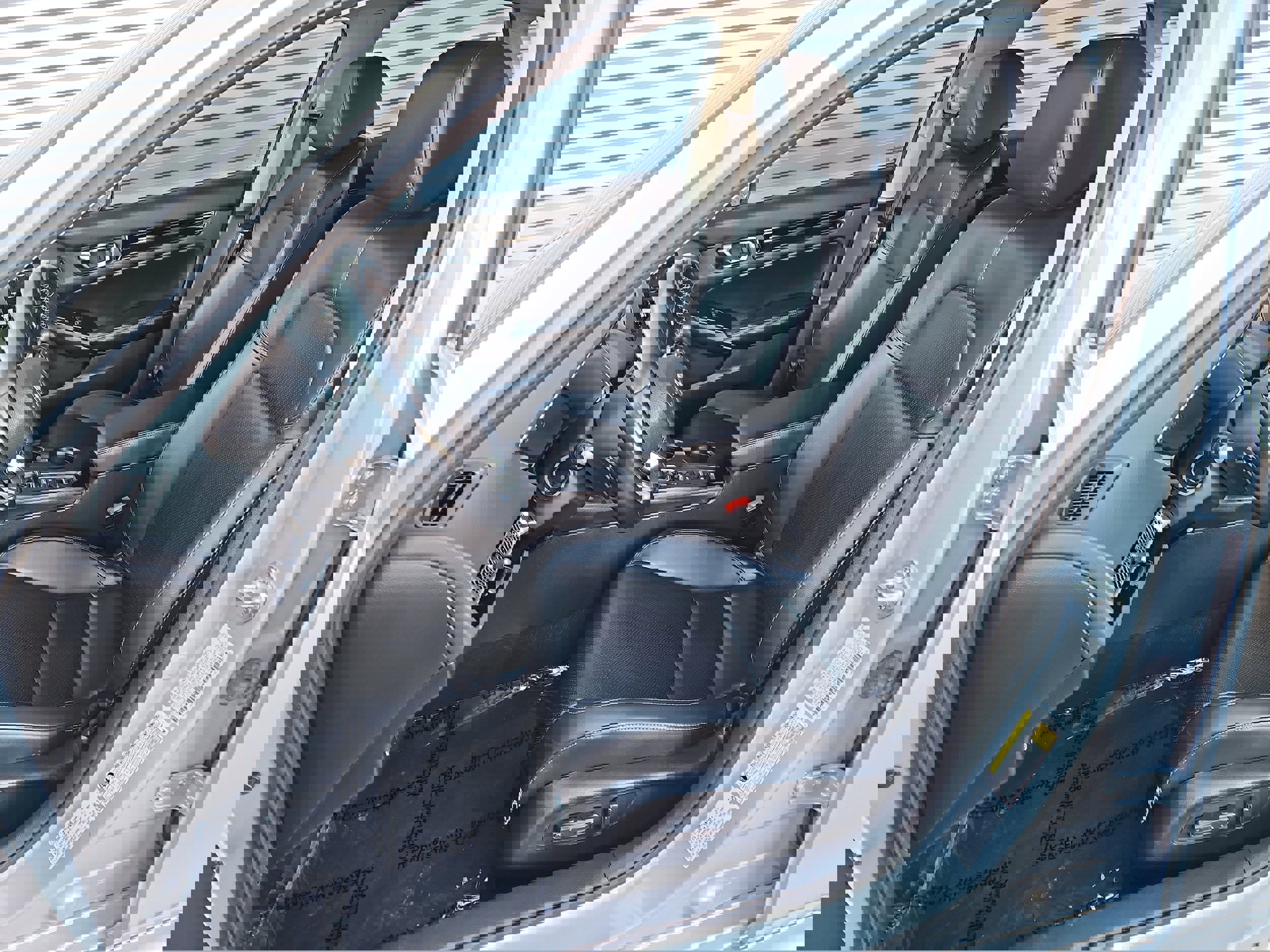 Used 2022 Honda Civic Touring image 9