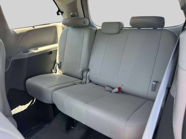 Certified 2020 Toyota Sienna XLE AWD/4WD image 17