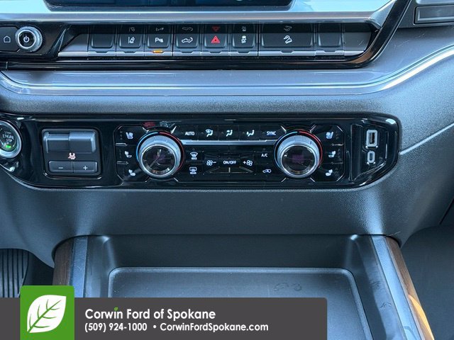 Used 2024 Chevrolet Silverado 2500 High Country w/ High Country Premium Package AWD/4WD image 32