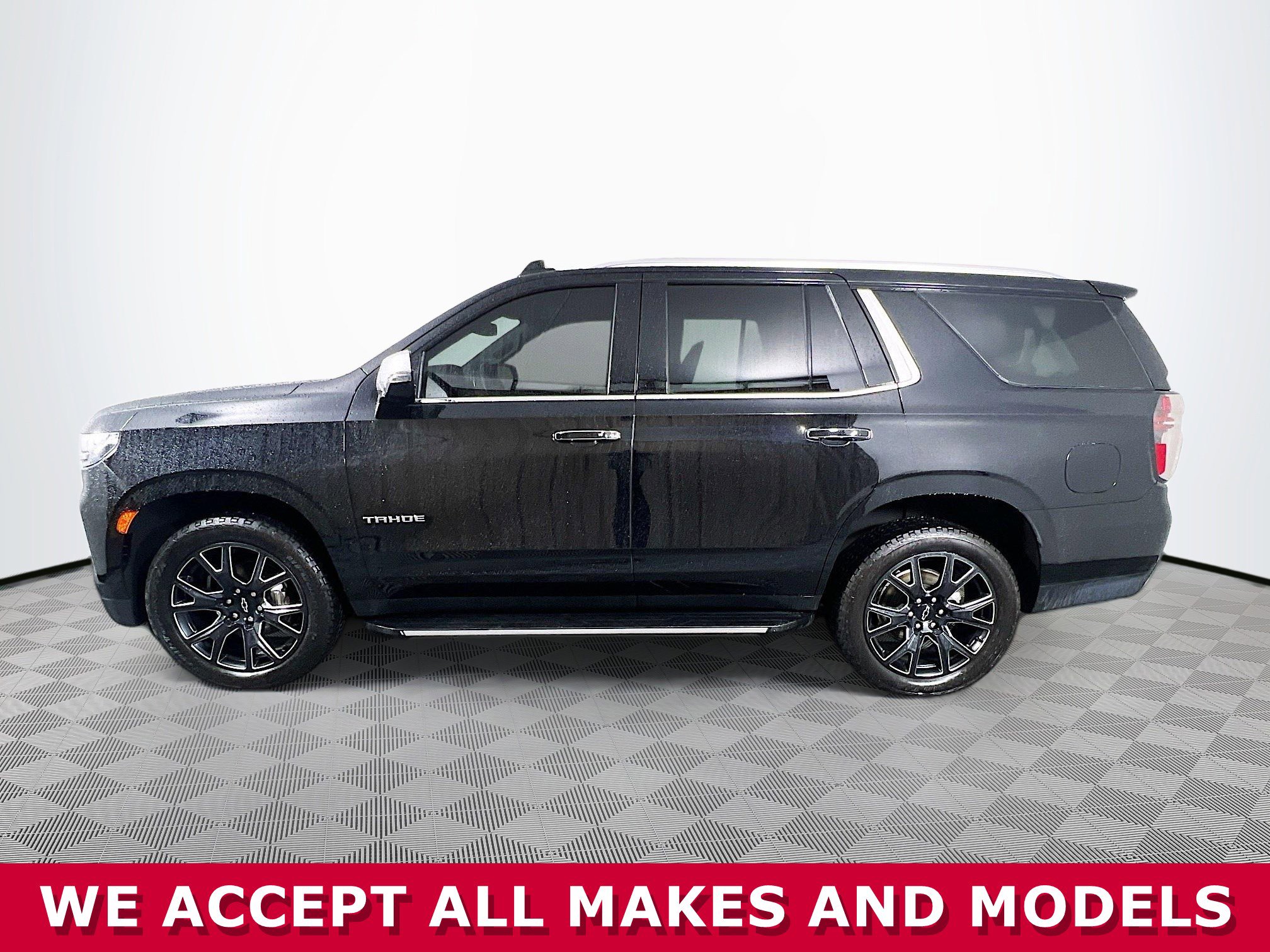 Used 2023 Chevrolet Tahoe Premier AWD/4WD image 31