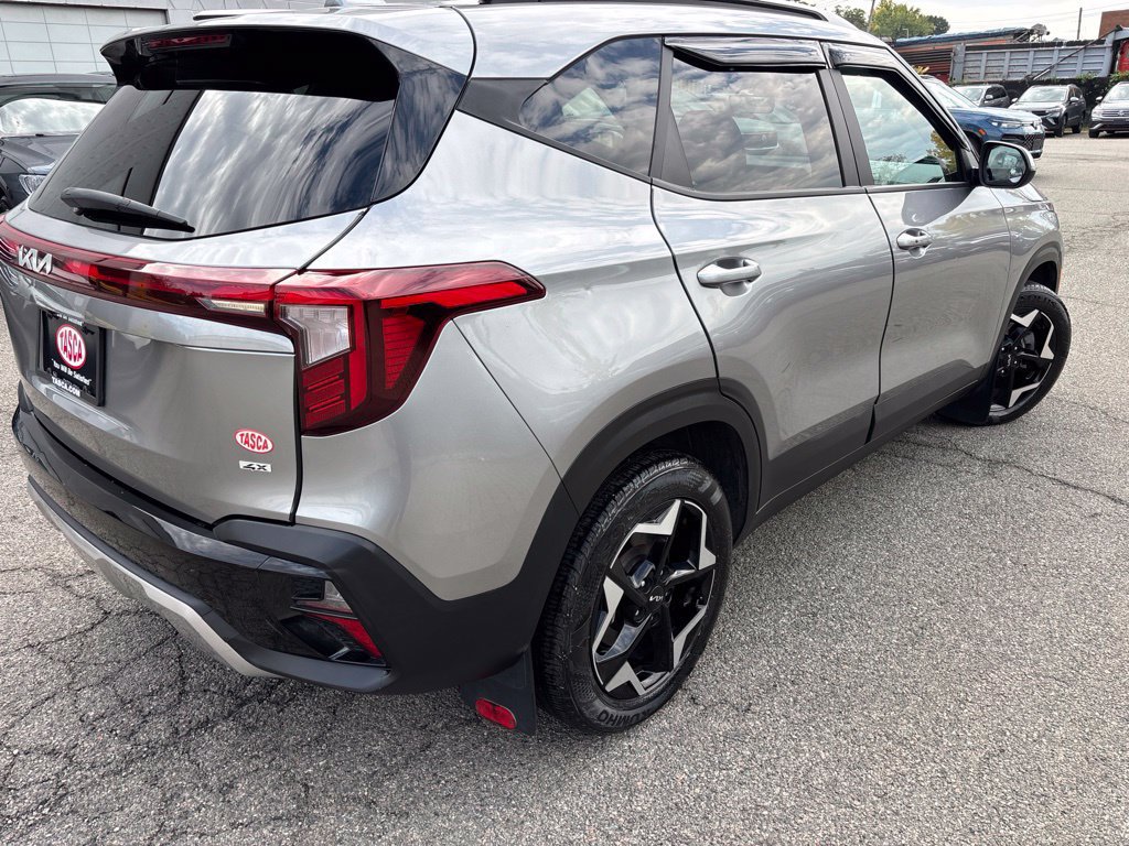Used 2025 Kia Seltos S AWD/4WD image 6