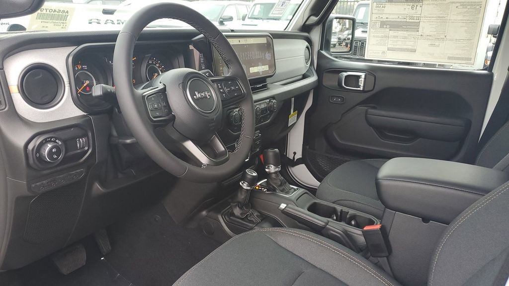 New 2026 Jeep Gladiator Sport image 18