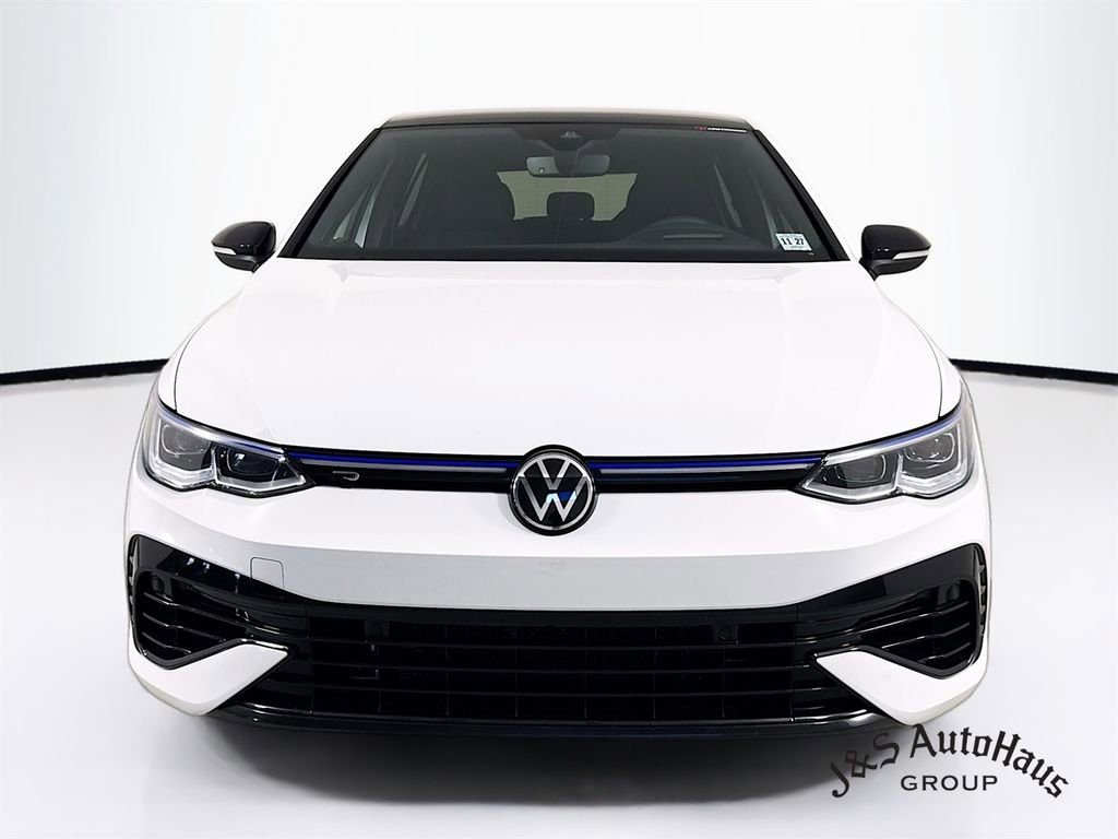 Used 2022 Volkswagen Golf R image 2
