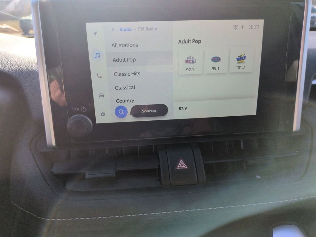 Used 2024 Toyota RAV4 LE image 22