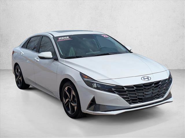 Used 2023 Hyundai Elantra Limited FWD image 3