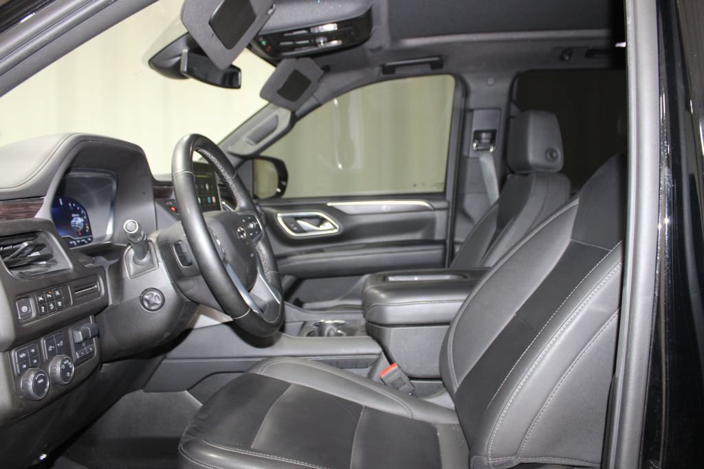 Used 2024 Chevrolet Tahoe Z71 w/ Luxury Package AWD/4WD image 14