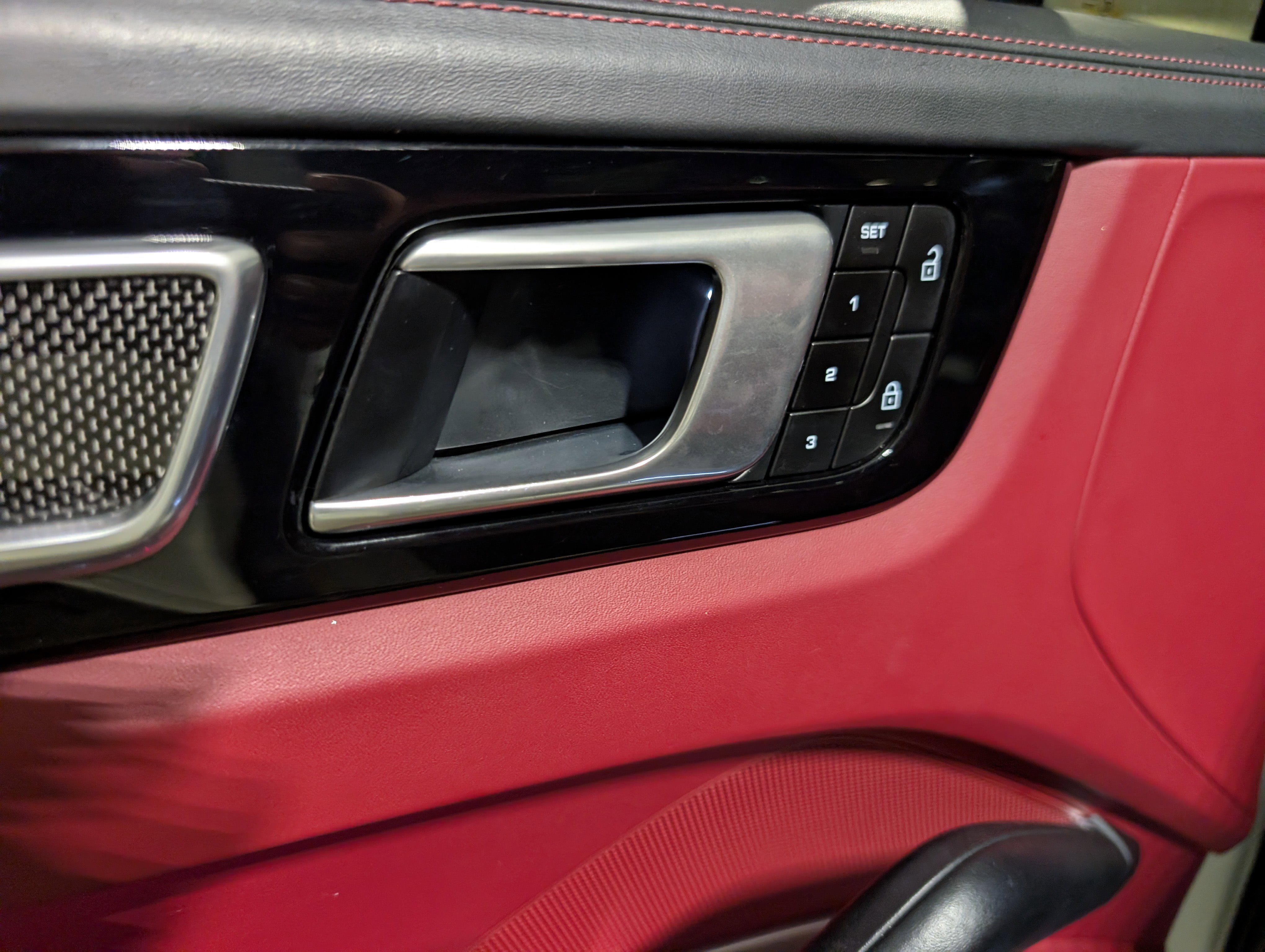 Certified 2022 Porsche Cayenne Turbo image 17