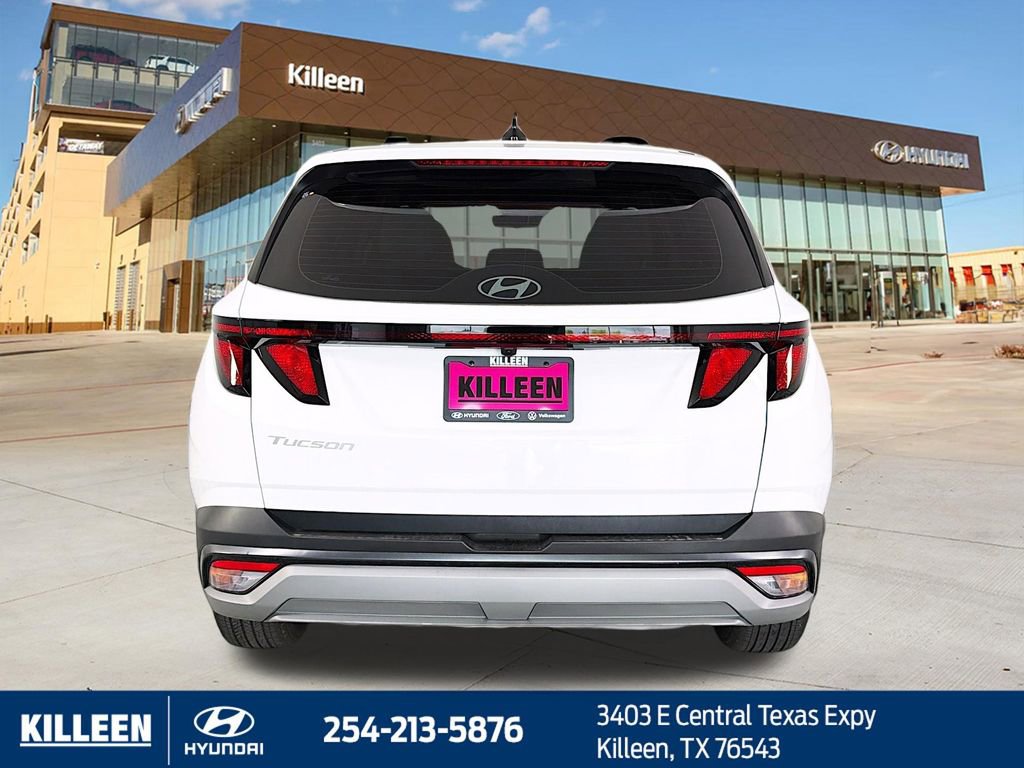 Used 2025 Hyundai Tucson SE FWD image 8