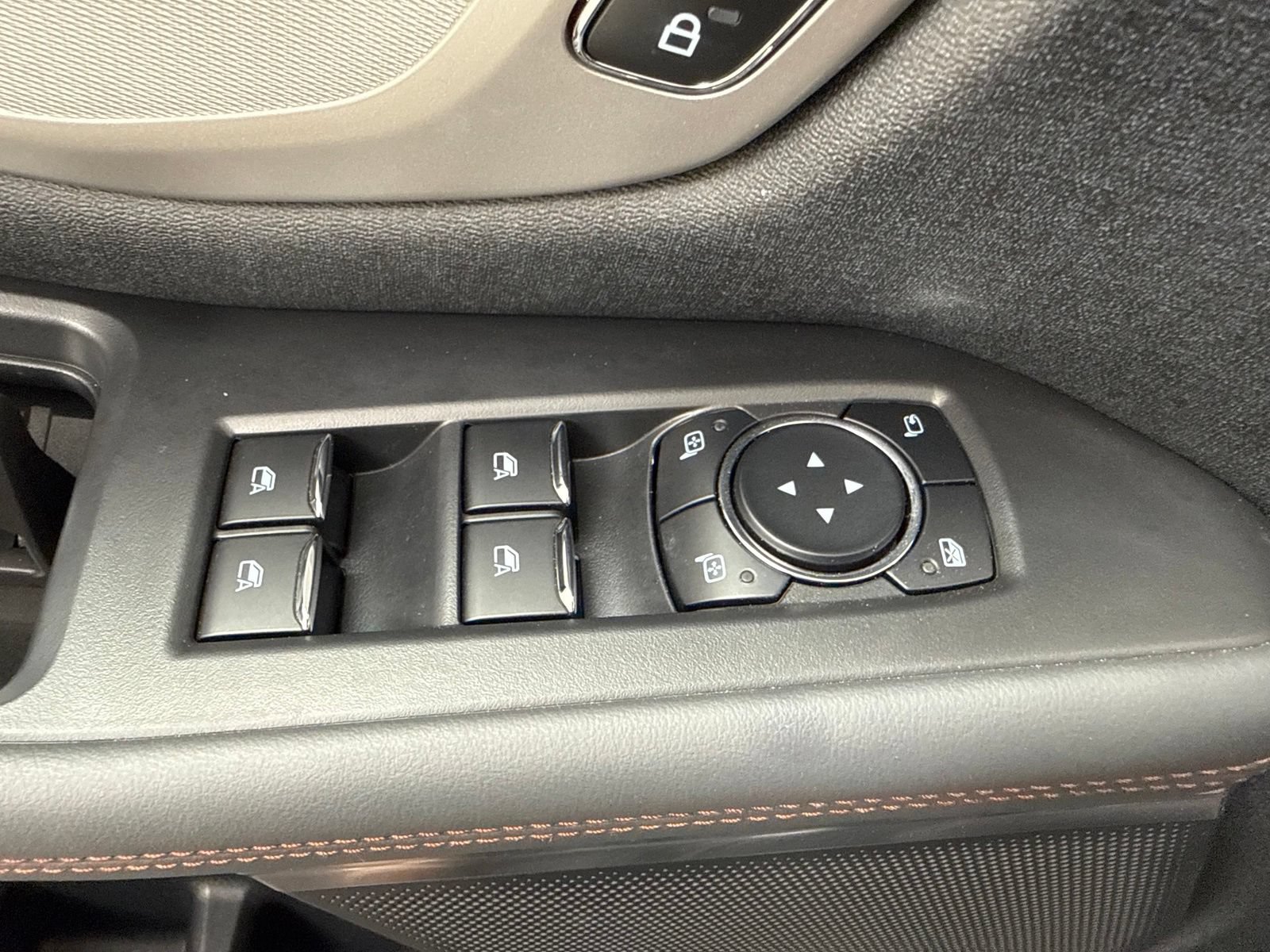 New 2025 Ford Expedition Active RWD image 13