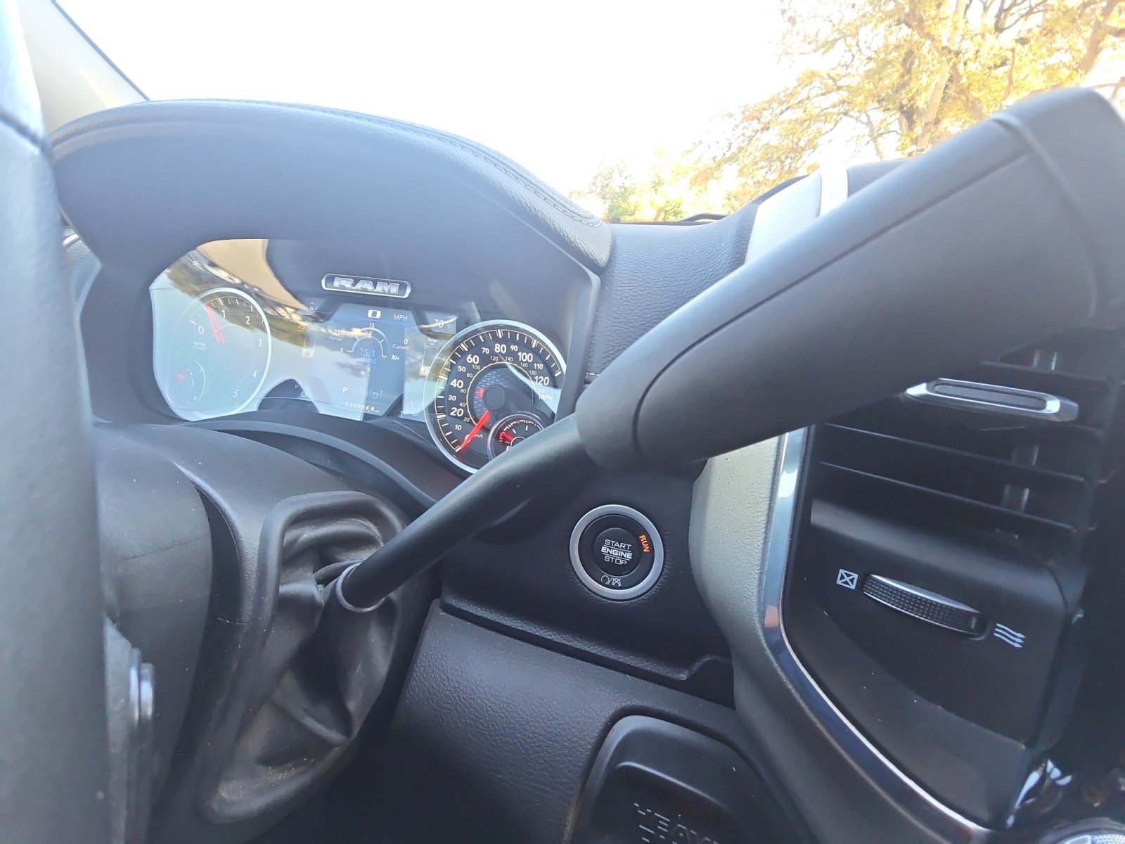 Used 2024 RAM 3500 Laramie w/ Towing Technology Group image 20