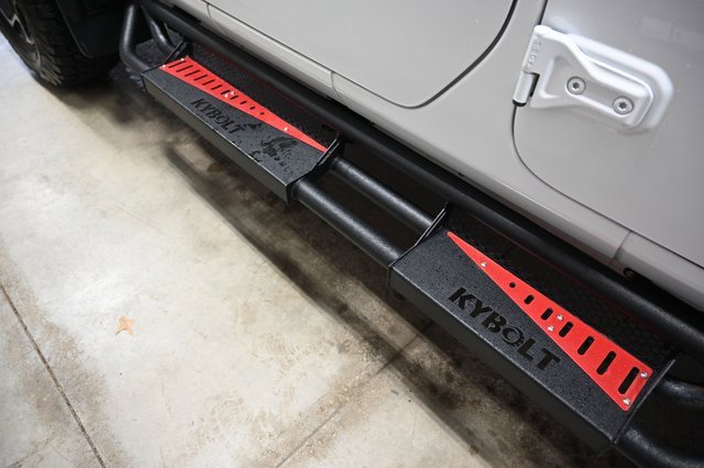 Used 2023 Jeep Wrangler Unlimited Rubicon w/ Cold Weather Group image 25