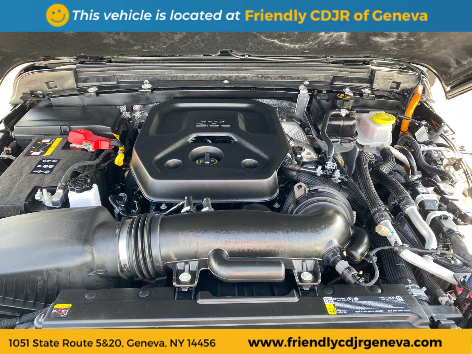 Used 2025 Jeep Wrangler Sahara image 23