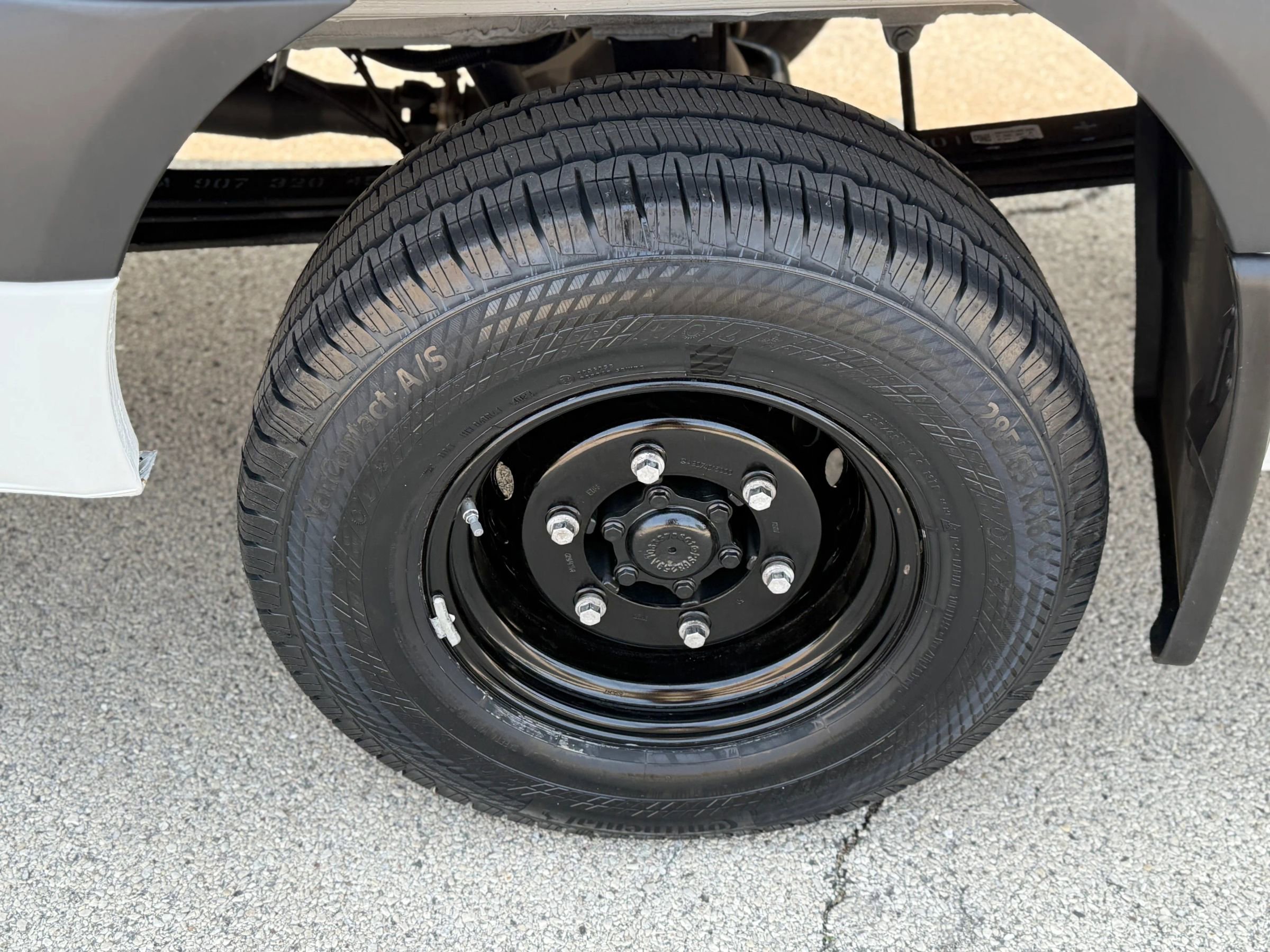 Used 2023 Mercedes-Benz Sprinter 3500 image 18