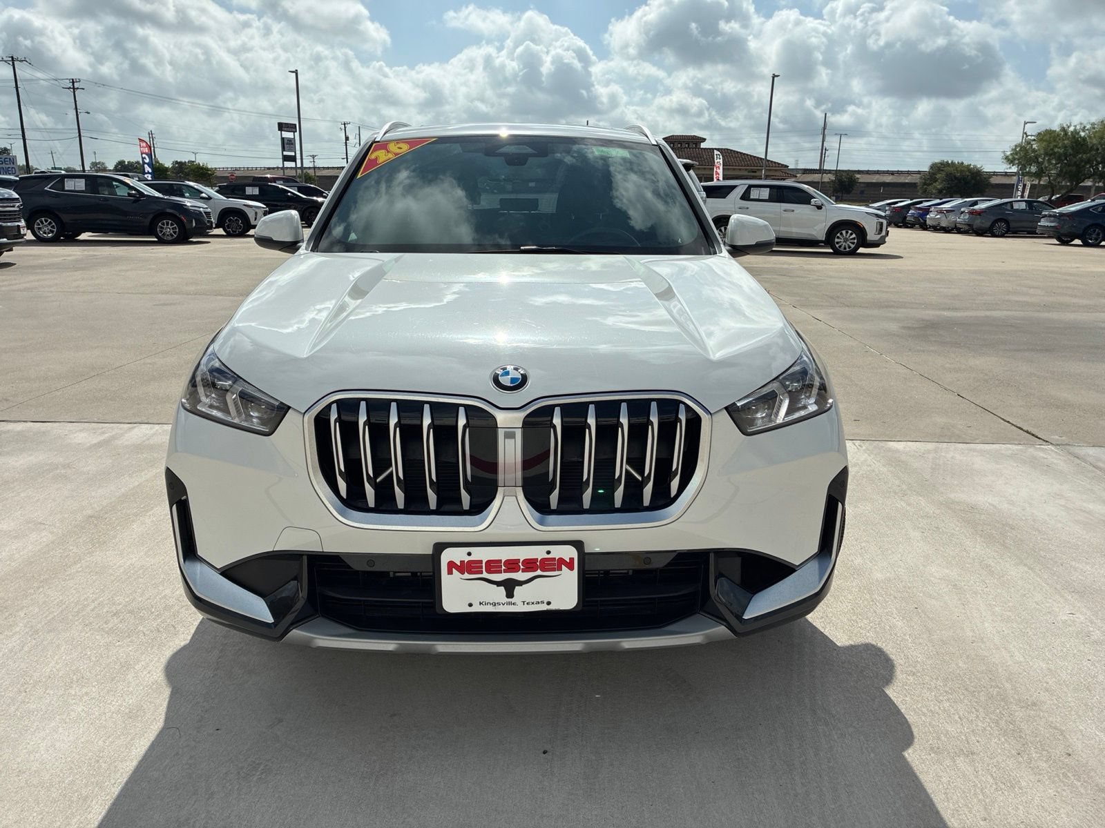 Used 2026 BMW X1 xDrive28i AWD/4WD image 2