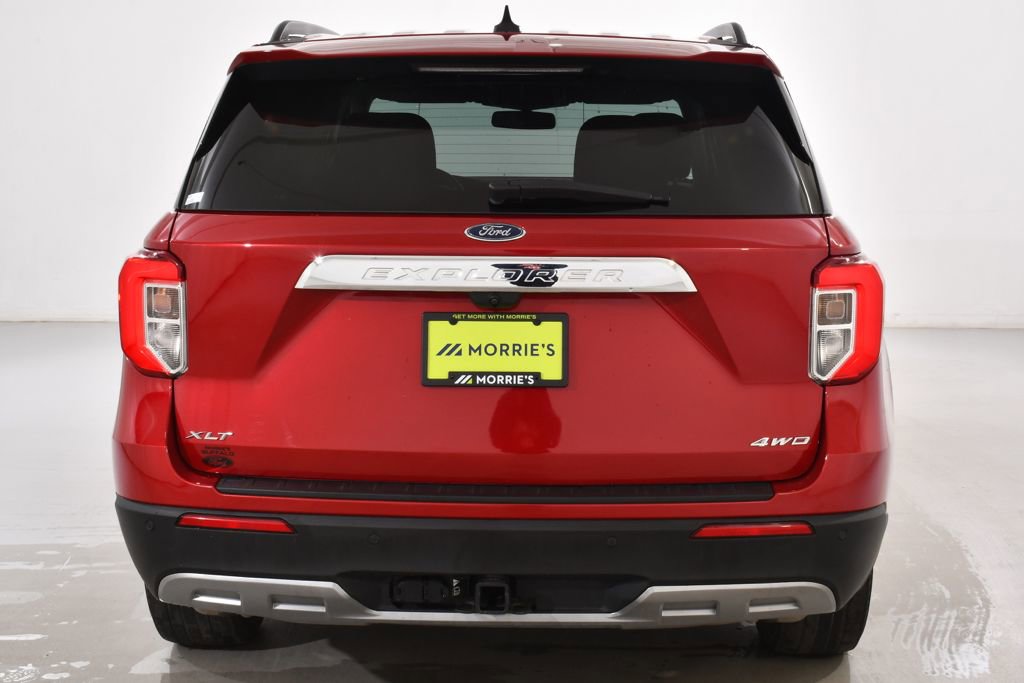Used 2022 Ford Explorer XLT w/ Equipment Group 202A AWD/4WD image 13