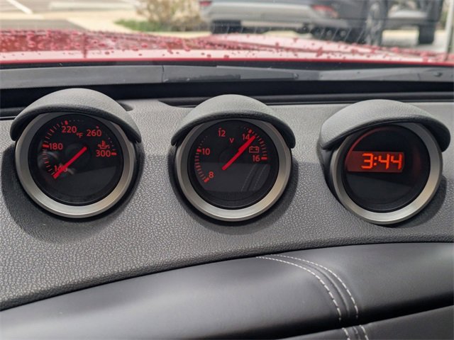 Used 2019 Nissan 370Z Roadster image 21